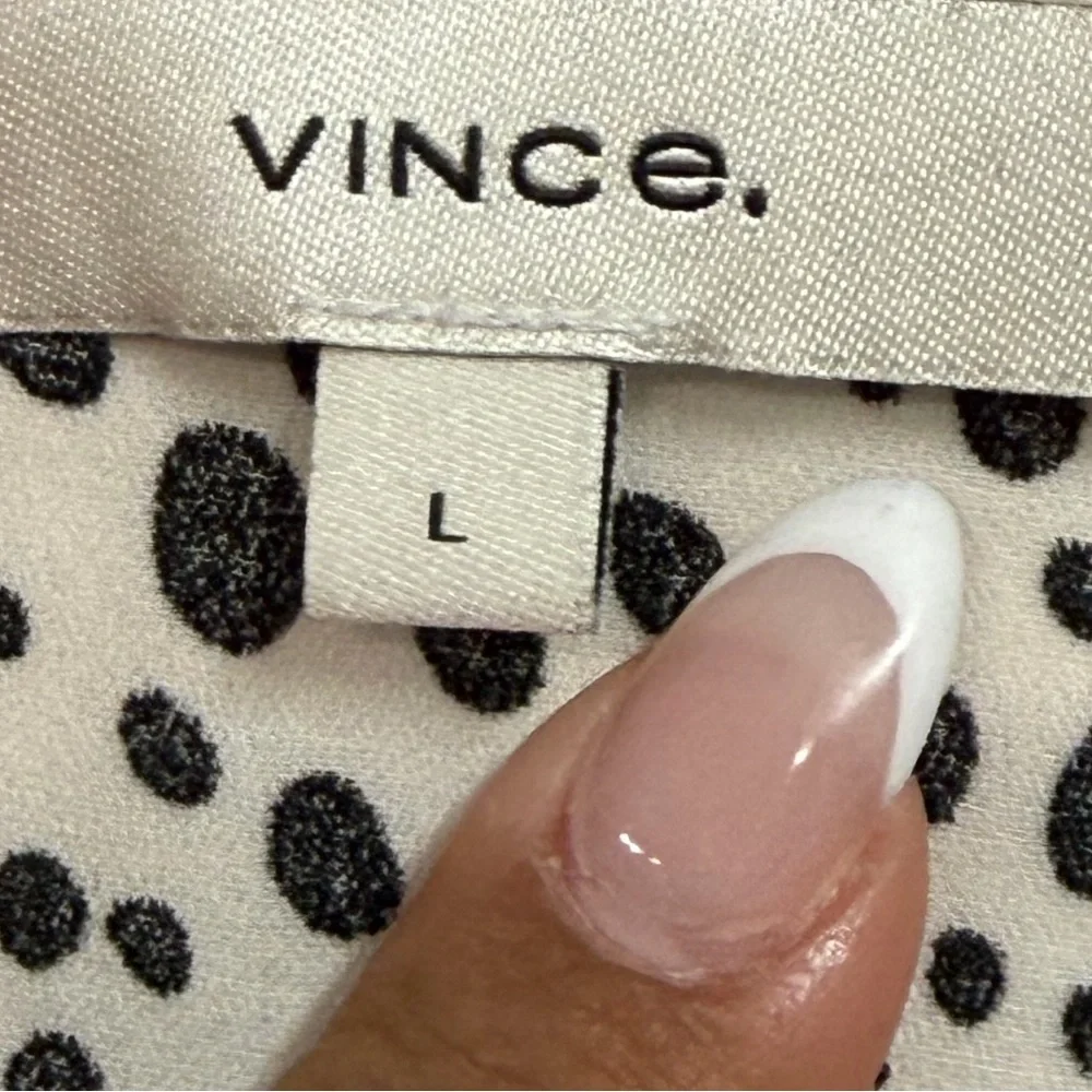 Vince Cream Blouse with‎ polka dots Print and Lace Trim Size Large